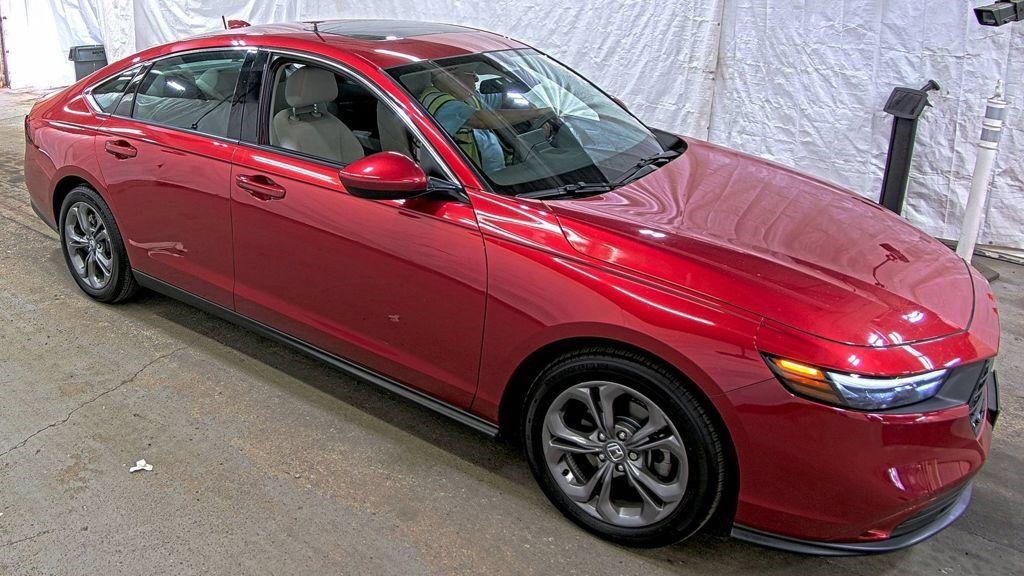 Used 2023 Honda Accord EX image 4