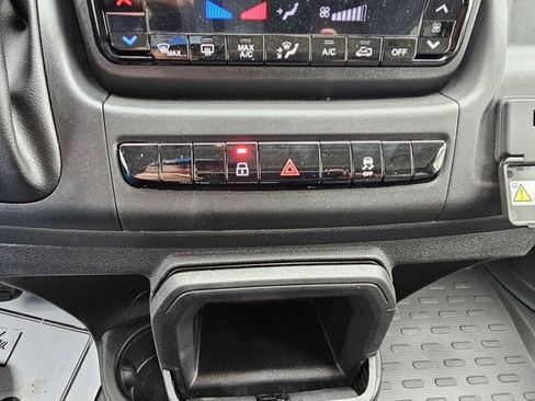 New 2025 RAM ProMaster 1500 w/ Quick Order Package 22G SLT image 14