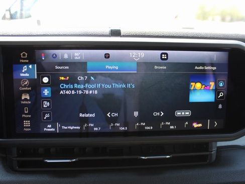 Used 2024 Jeep Wrangler Willys image 18