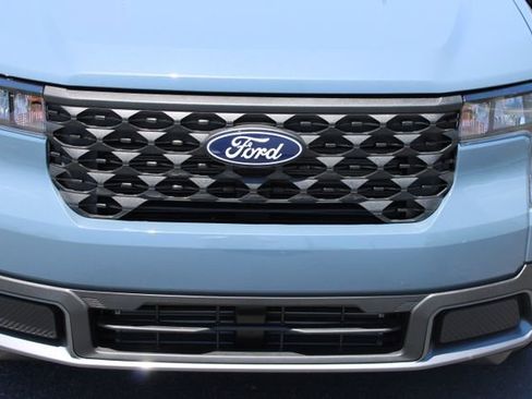 New 2026 Ford Maverick XLT w/ 4K Tow Package AWD/4WD image 18