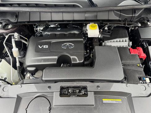 Used 2024 INFINITI QX60 Luxe w/ Cargo Package image 9