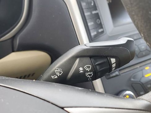 Used 2016 Ford Fusion SE image 15