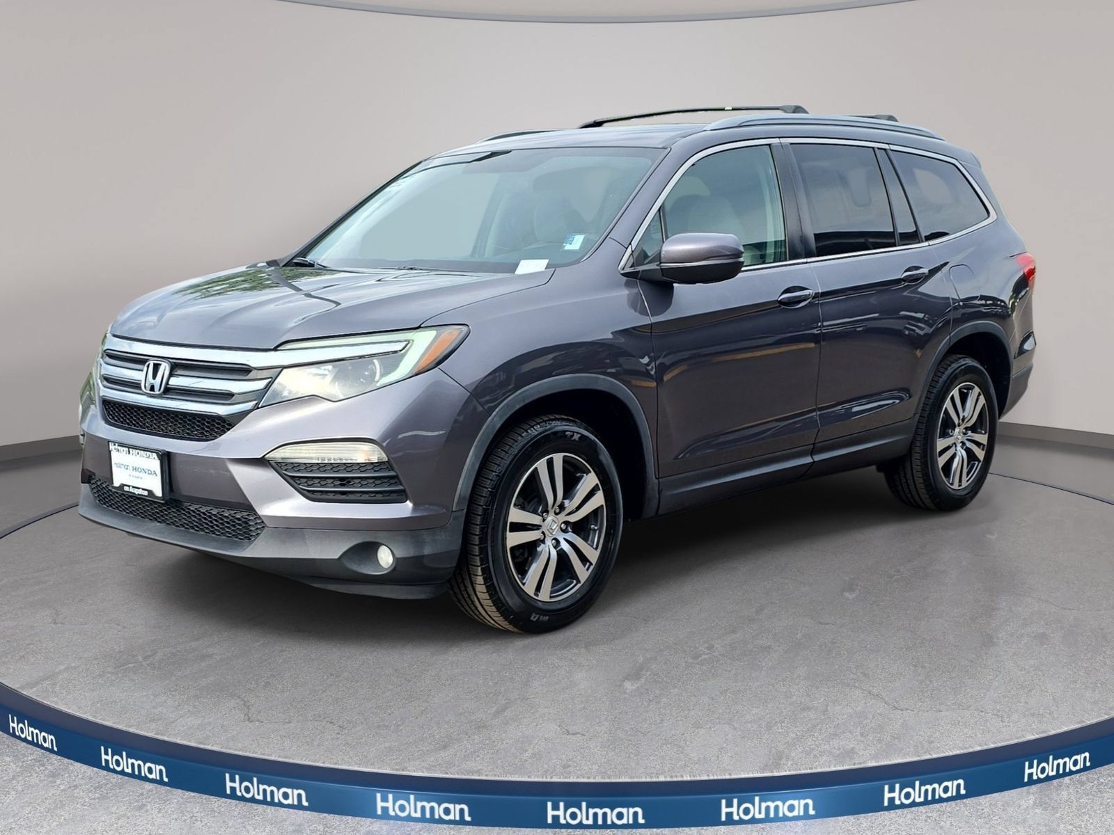 Used 2017 Honda Pilot EX image 1