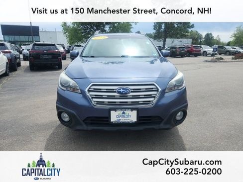 Used 2015 Subaru Outback 2.5i Premium AWD/4WD image 2