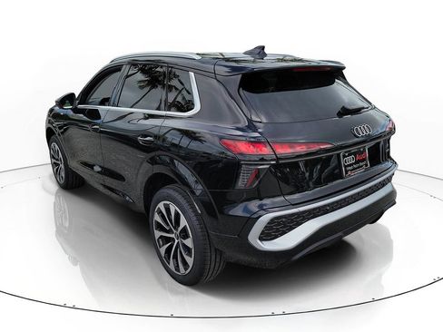 New 2026 Audi Q3 quattro 2.0T image 3