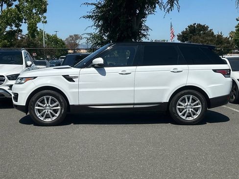 Used 2017 Land Rover Range Rover Sport SE AWD/4WD image 2