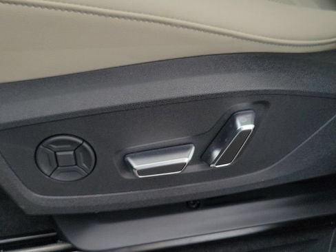 New 2026 Audi Q3 quattro 2.0T AWD/4WD image 18
