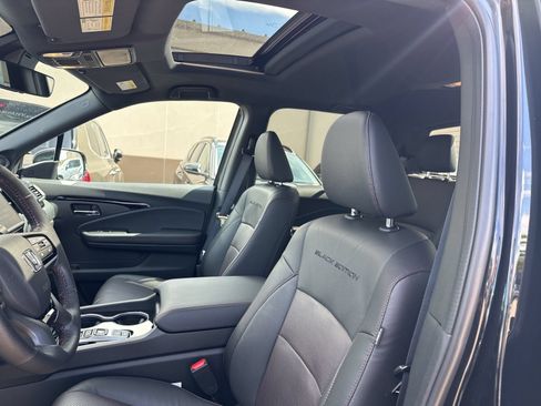 Used 2024 Honda Ridgeline Black Edition image 12