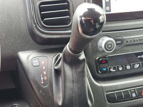 Used 2026 RAM ProMaster 2500 w/ Convenience Group FWD image 28