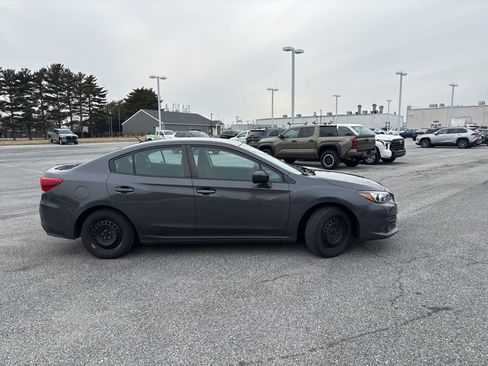 Used 2020 Subaru Impreza 2.0i image 6