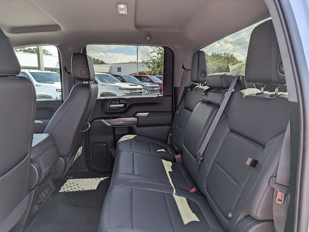 Used 2022 Chevrolet Silverado 2500 LTZ w/ Gooseneck/5TH Wheel Package AWD/4WD image 13