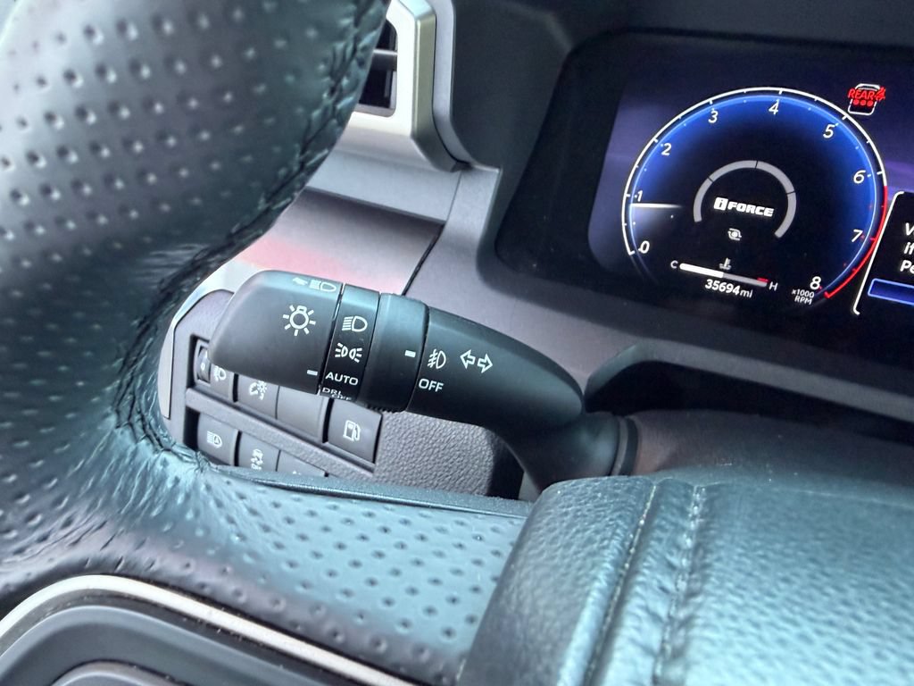 Used 2025 Toyota 4Runner TRD Sport AWD/4WD image 19