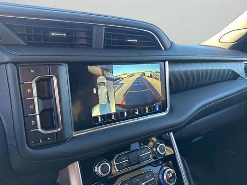 Certified 2024 GMC Yukon Denali w/ Max Trailering Package image 37