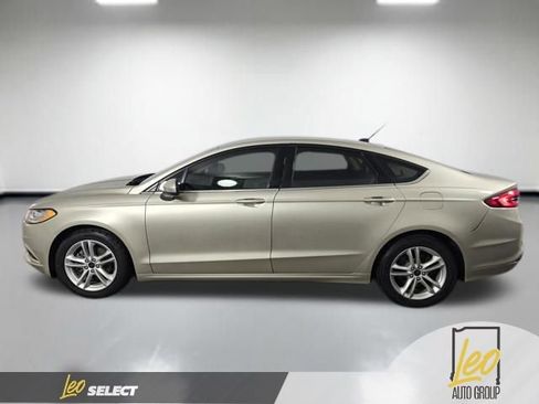 Used 2018 Ford Fusion SE image 6