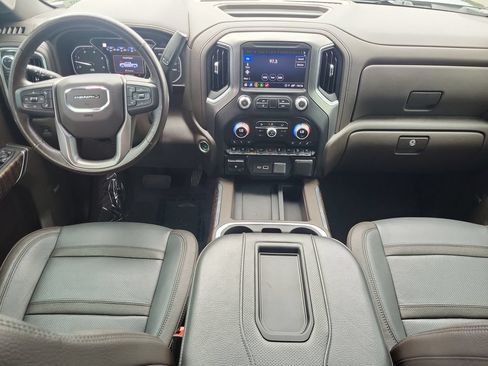 Used 2022 GMC Sierra 2500 Denali w/ Denali Ultimate Package AWD/4WD image 17