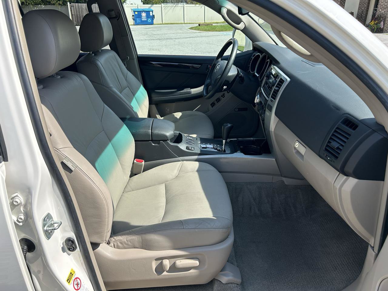Used 2007 Toyota 4Runner Limited AWD/4WD image 15