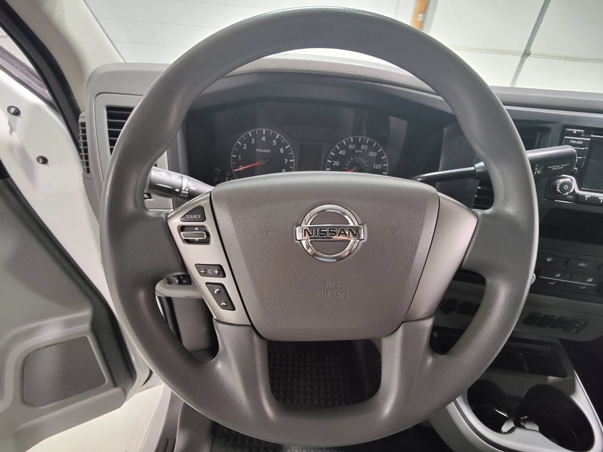 Used 2018 Nissan NV 2500 S RWD image 28