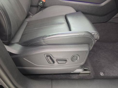 Certified 2025 Audi Q5 Premium Plus AWD/4WD image 47