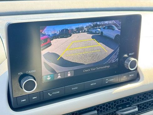 Certified 2023 Honda HR-V LX image 13