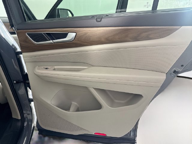 Used 2026 Volkswagen Atlas SE FWD image 27
