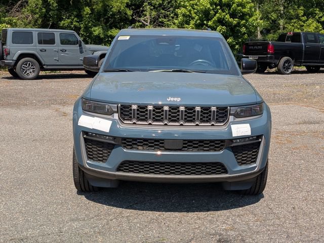 New 2026 Jeep Grand Cherokee Limited AWD/4WD image 8