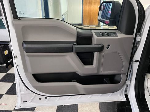 Used 2018 Ford F150 XL w/ Equipment Group 101A Mid image 32