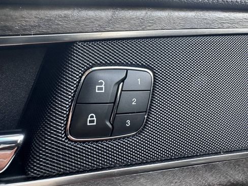 Used 2020 Lincoln Nautilus Reserve AWD/4WD image 25