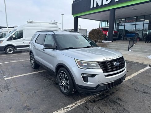 Used 2018 Ford Explorer Sport w/ Equipment Group 401A image 2