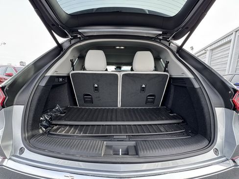 Used 2025 Acura MDX w/ Technology Package image 8