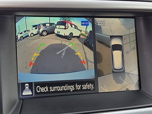 Used 2020 Nissan Pathfinder SL image 21