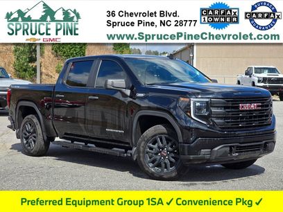 Used 2025 GMC Sierra 1500 Pro w/ Graphite Edition