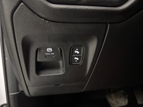 Used 2023 RAM 1500 Laramie image 32