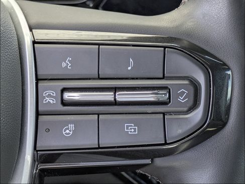 Certified 2023 Chevrolet Colorado ZR2 w/ ZR2 Convenience Package III AWD/4WD image 26