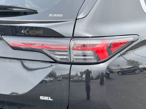 Used 2025 Mitsubishi Outlander SEL image 27