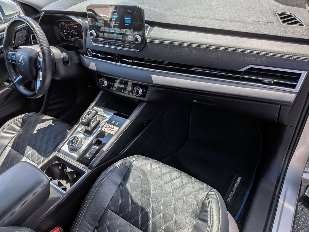 Used 2023 Mitsubishi Outlander SEL AWD/4WD image 21