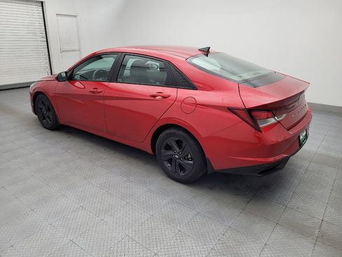 Used 2023 Hyundai Elantra SEL FWD image 3