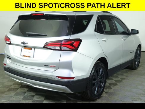 Used 2022 Chevrolet Equinox RS w/ Infotainment Package AWD/4WD image 14