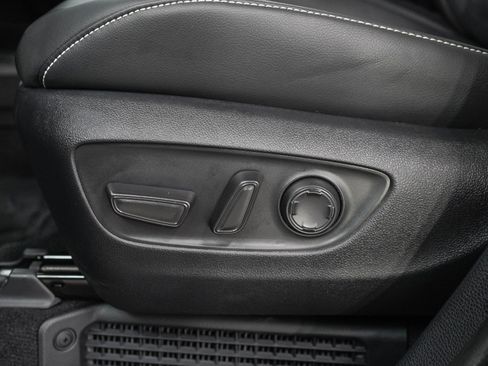 Used 2026 Toyota Sienna AWD image 29