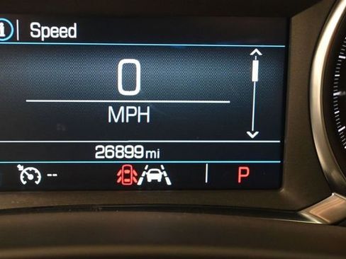 Used 2023 GMC Terrain SLE w/ Driver Convenience Package FWD image 33