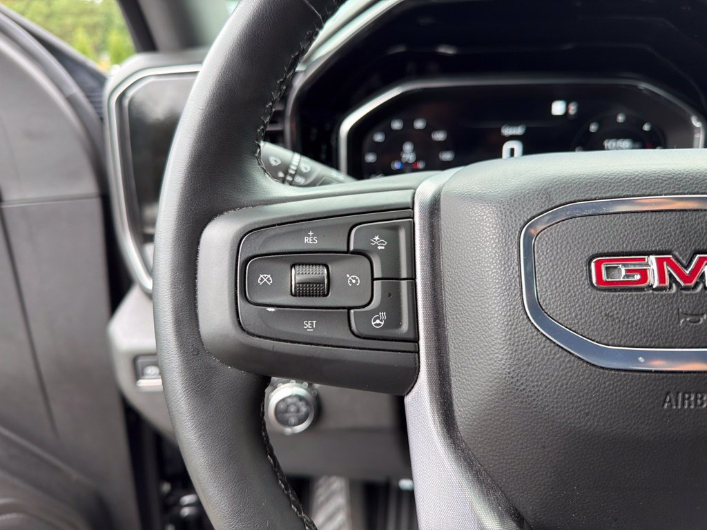 Used 2025 GMC Sierra 2500 SLE AWD/4WD image 16