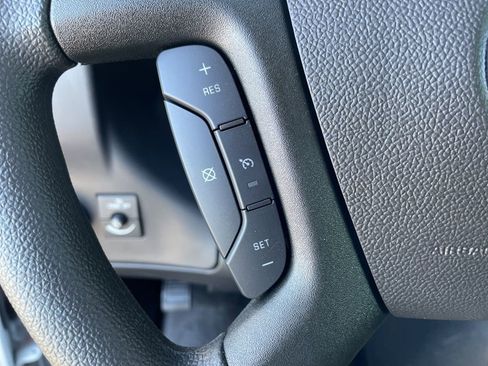 New 2025 Chevrolet Express 3500 w/ Power Convenience Package image 23