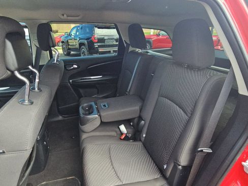 Used 2012 Dodge Journey SXT w/ Popular Equipment Group FWD image 24