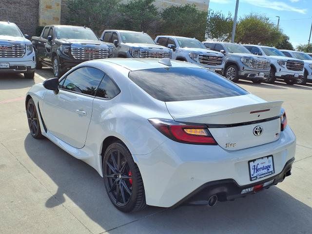 Used 2025 Toyota GR86 Premium w/ Performance Package RWD image 25