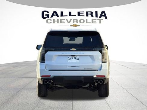 New 2026 Chevrolet Suburban Premier image 6