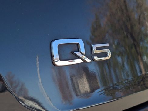 Used 2018 Audi Q5 2.0T Premium Plus w/ Premium Plus Package image 12