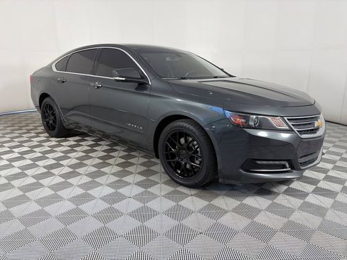 Used 2019 Chevrolet Impala LT FWD image 1