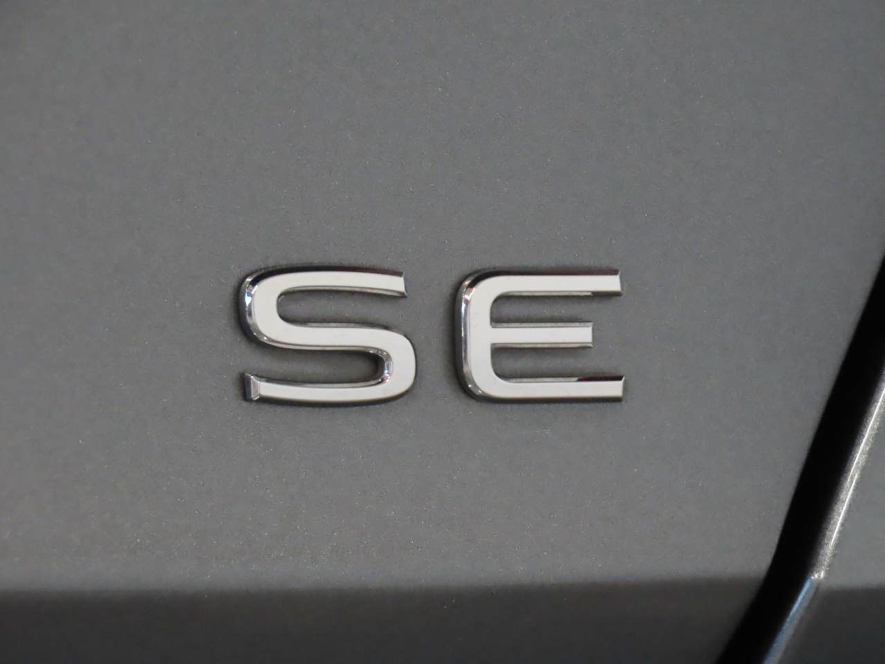 Used 2024 Volkswagen Jetta SE FWD image 18