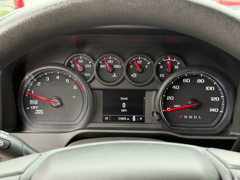 Used 2022 Chevrolet Silverado 1500 Custom RWD image 17