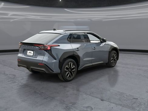 New 2026 Subaru Solterra AWD/4WD image 5