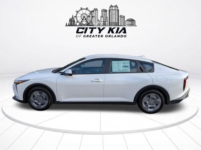 New 2026 Kia K4 FWD image 3
